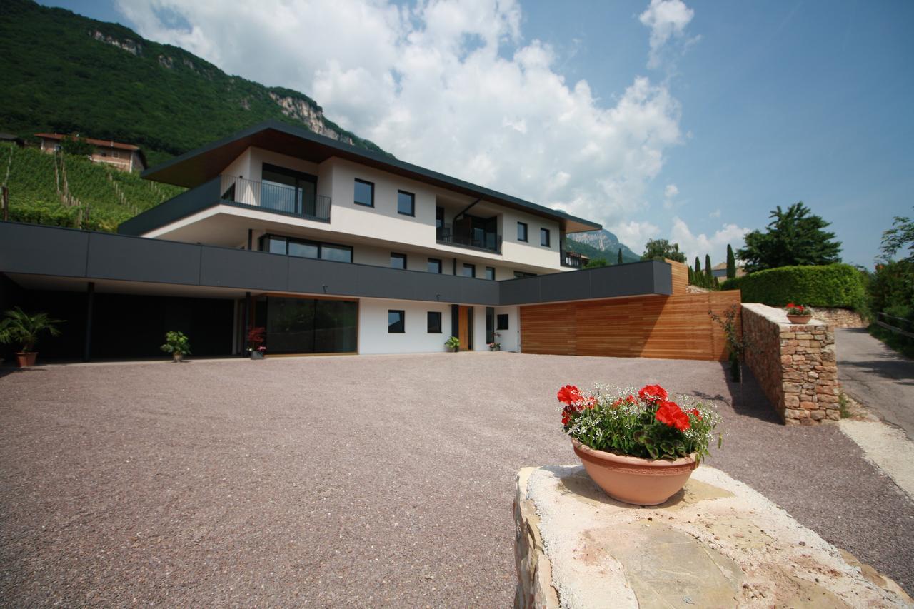Tholr - Ferienwohnungen - Tramin Termeno Exterior foto